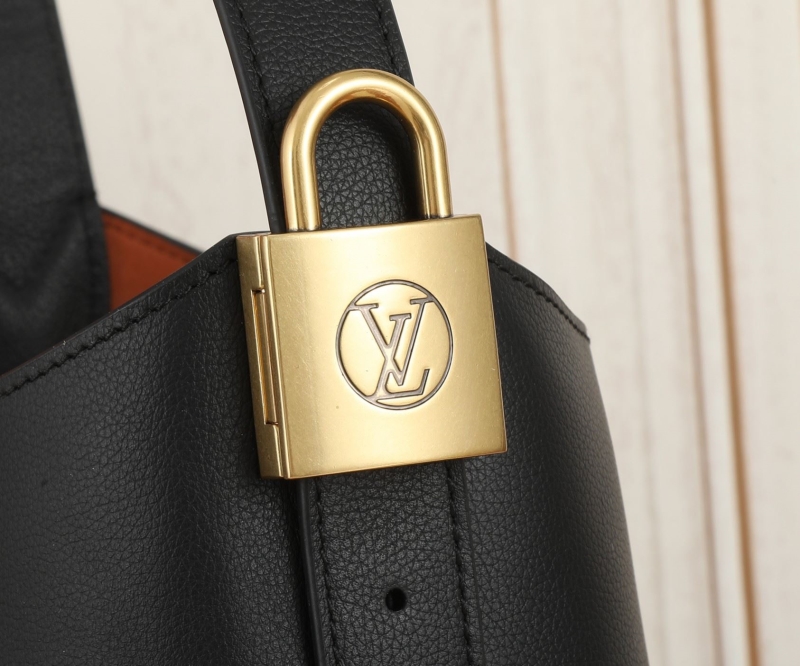 LV Shopping Bags